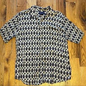 Basic additions size large Hawaiian shirt. 100% cool lightweight rayon